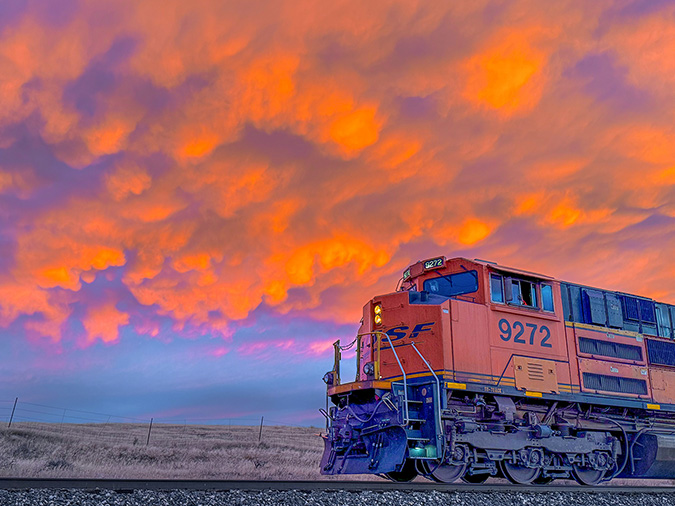 Morning sunrise in Casper, Wyoming, captured by Locomotive Engineer Jared Kelly. Morning sunrise in Casper, Wyoming, captured by Locomotive Engineer Jared Kelly.